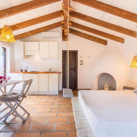 Deppy Cottage Porto Columbu - Perd'E Sali Extérieur photo