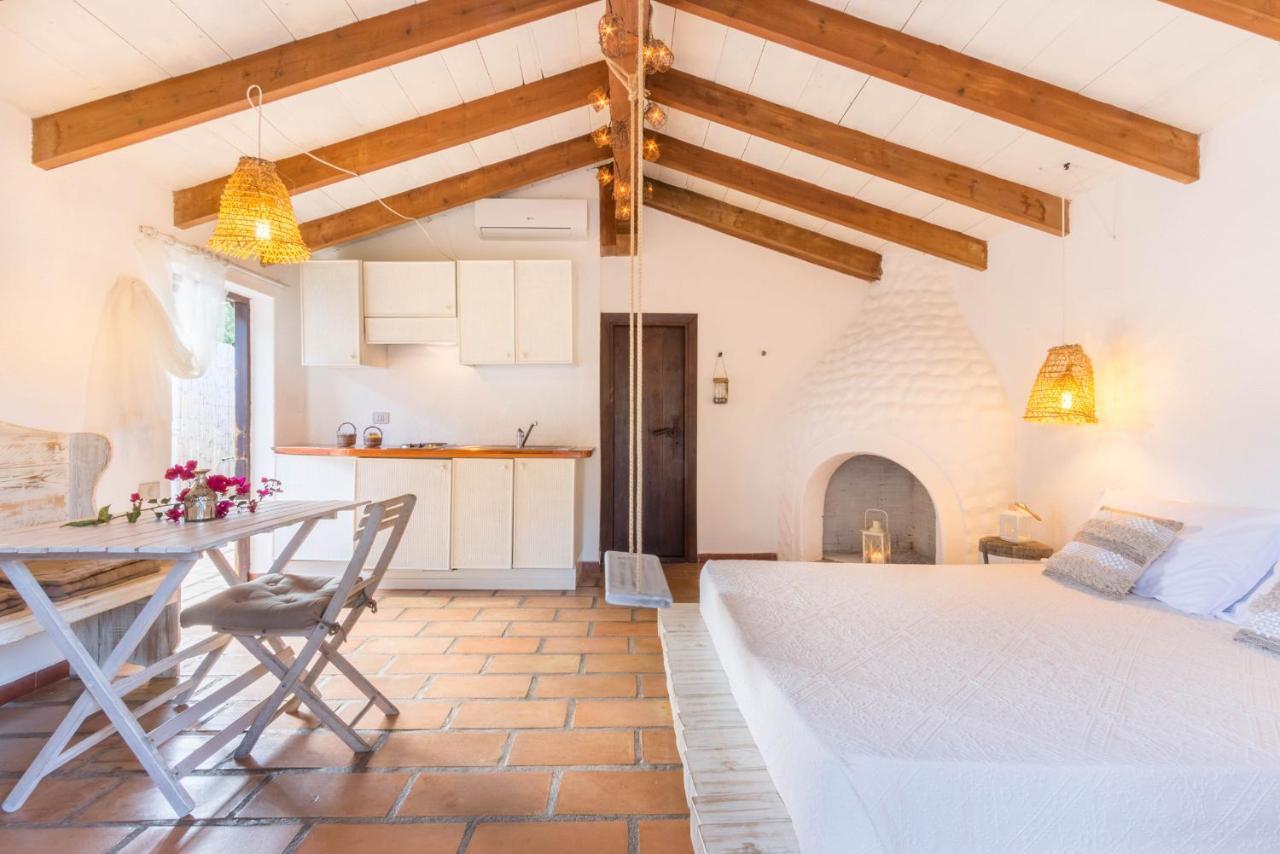 Deppy Cottage Porto Columbu - Perd'E Sali Extérieur photo